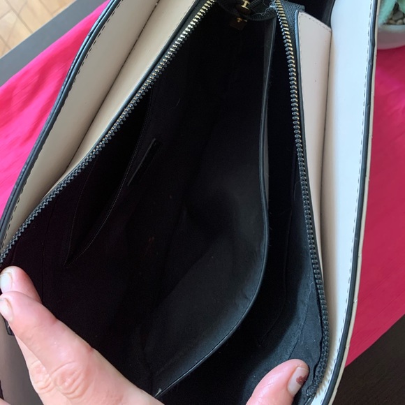 Light pink and black hand bag - Picture 2 of 4